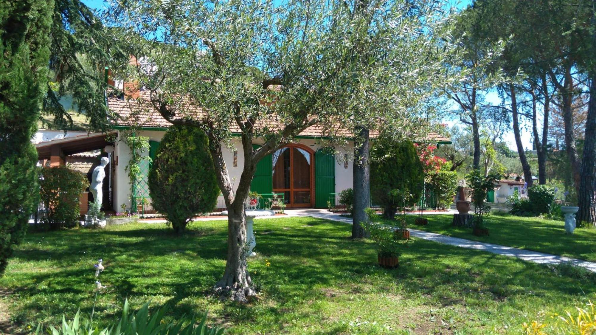 Вилла I Pini House Маджоне Экстерьер фото