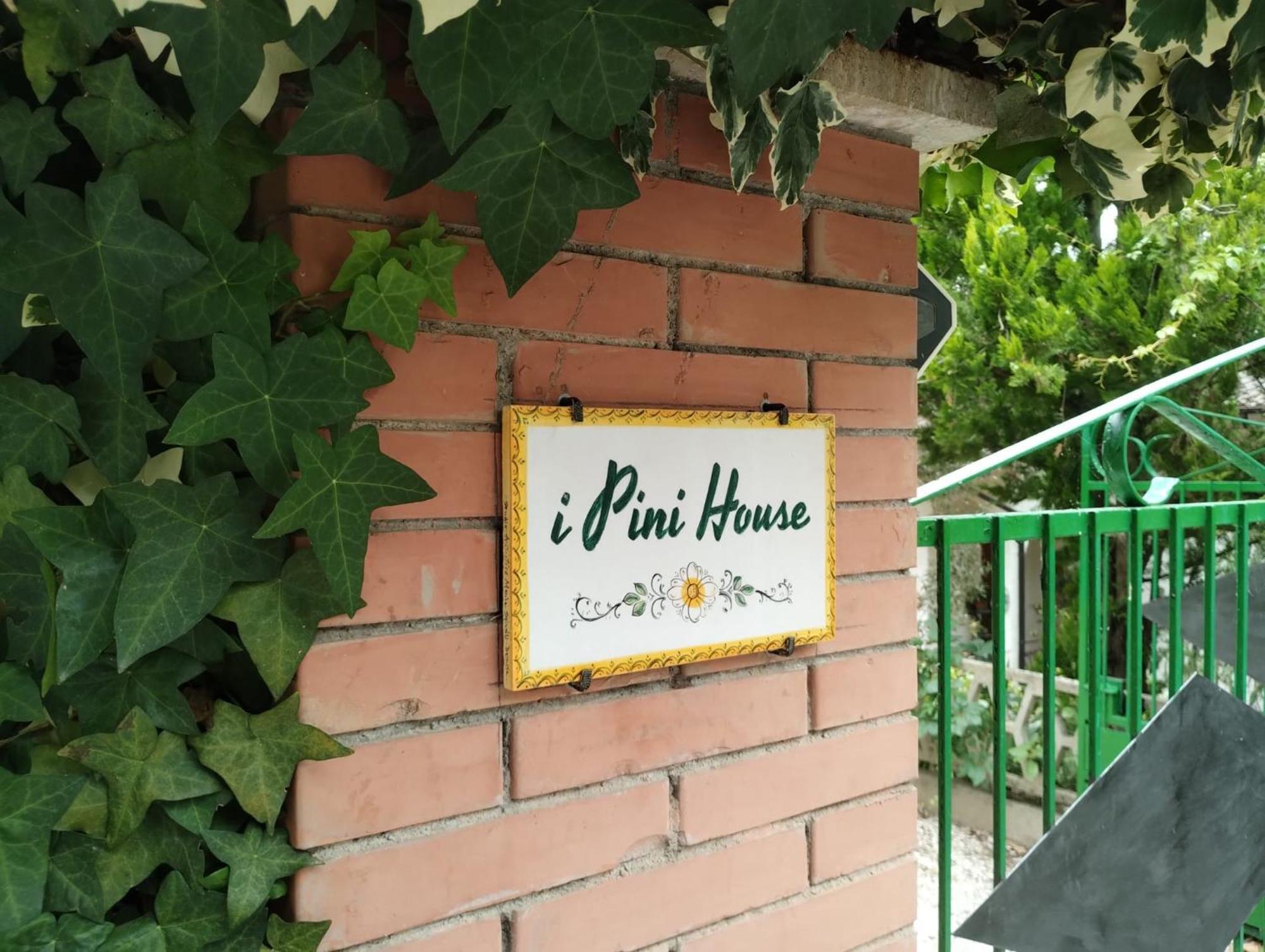 Вилла I Pini House Маджоне Экстерьер фото